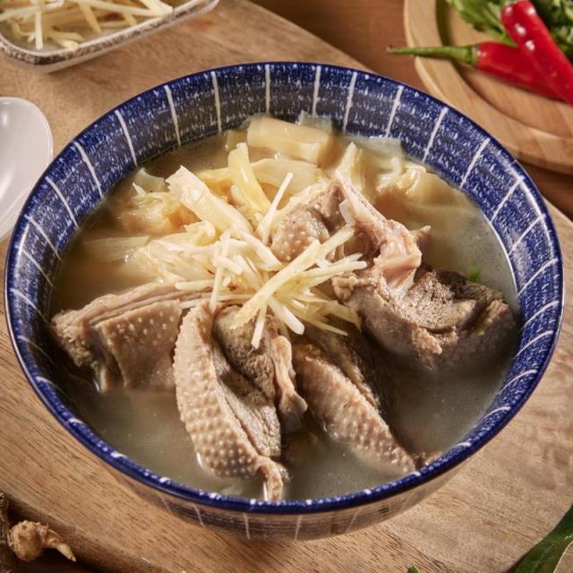 筍絲酸菜鵝 600g,養鵝人家